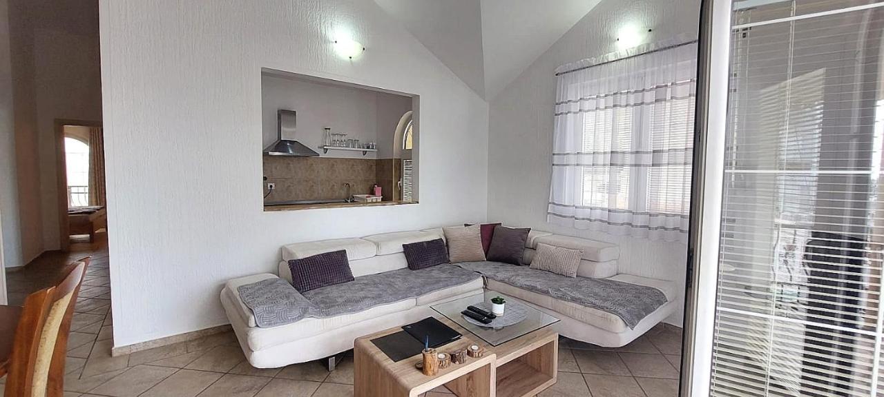 D & S Family Apartments Будва Экстерьер фото